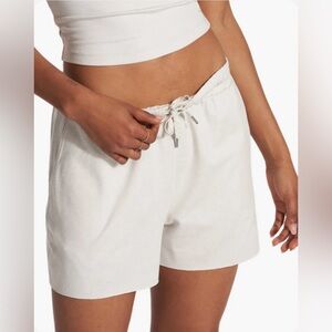 Vuori Boyfriend Short - Salt Heather - S